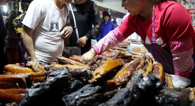 贵州纳雍消防“3.15”前夕开展打假宣传“xingkong.com”(图3) 贵州纳雍消防“3.15”前夕开展打假宣传“xingkong.com”(图3)